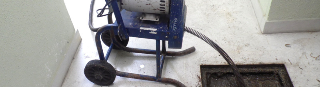 Desentupimento com a Roto Rooter 24 HORAS